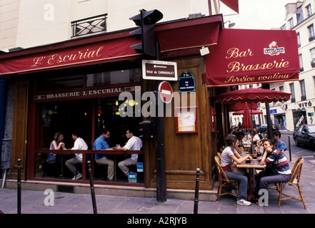 Parigi Francia francese Pub Cafe Brasserie di vino Foto Stock