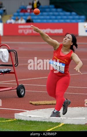 Detentore del record mondiale Laila El Garaa del Marocco a competere in donne s F40 colpo messo Foto Stock