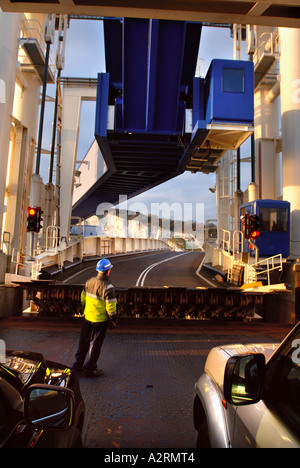 L'orgoglio DI CANTERBURY P O TRAGHETTO A DOVER DOCKS Kent England Regno Unito Foto Stock