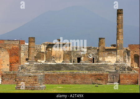 Pompei Tusacany Italia rovine con versuvius in background Foto Stock