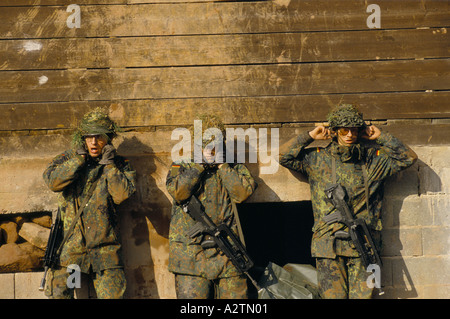 Francese Tedesco eurobrigade membri della formazione Francia 1992 Foto Stock