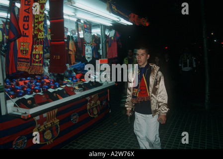 Giovani fan del Barça, Camp Nou, Barcellona, Spagna Foto Stock