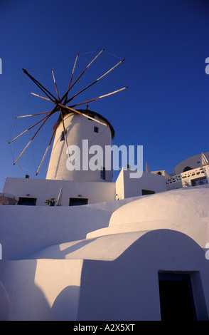 Mulini a vento, Santorini in Grecia. Foto Stock