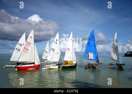 Racing Yachts su Muri Beach Raratonga Cook Polinesia isole del Pacifico Foto Stock