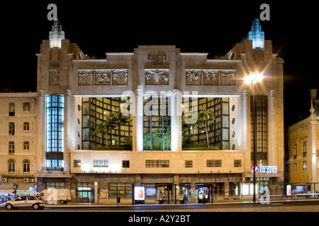 Eden Hotel a Lisbona, Portogallo. Un ex cinema / teatro concepito da Cassiano Branco, convertita in hotel. Foto Stock