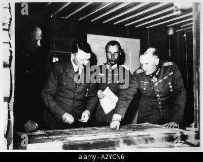 Hitler funzionari dell esercito Foto Stock
