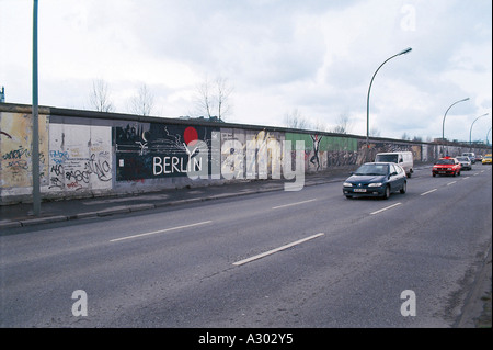 Berlino,Doodle,Road,strada urbana,singola corsia Road,Ave Foto Stock