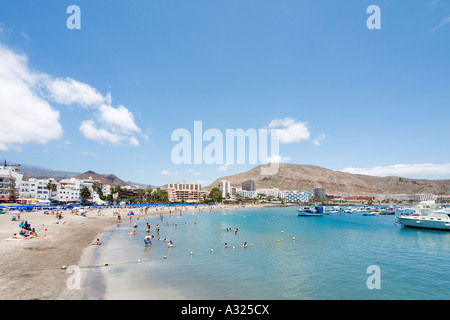 La spiaggia principale di Los Cristianos, Tenerife, Isole Canarie, Spagna Foto Stock