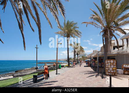 La passeggiata sul lungomare, Playa de las Americas, Tenerife, Isole Canarie, Spagna Foto Stock