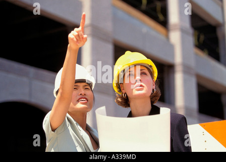 La donna gli architetti del sito B3D Foto Stock