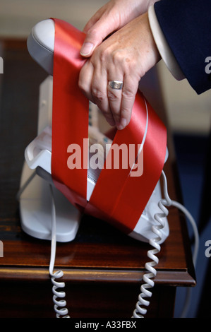 Illustrazione di stock di nastro rosso restrizioni su Small Business UK Foto Stock