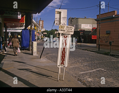 Un segno di un cafe bar su una strada di San Isidro Buenos Aires Argentina Foto Stock