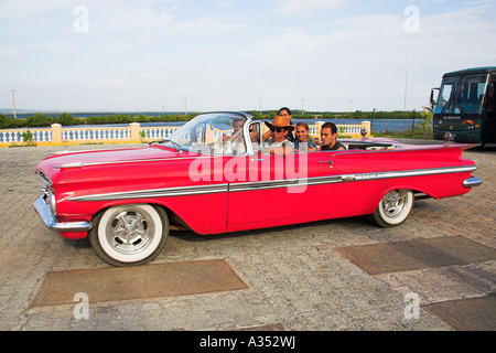 Rosso classico American 1959 Chevrolet Impala auto, Trinidad, Sancti Spiritus Provincia, Cuba Foto Stock