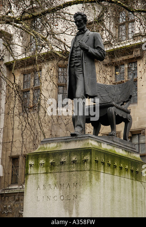 Statua di Abraham Lincoln in piazza del Parlamento di Londra Foto Stock