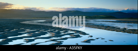 L'Estuario Glaslyn all'alba Porthmadog Gwynedd North Wales UK Foto Stock