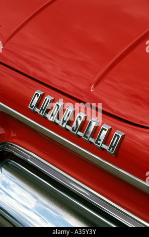 Chrysler Saratoga del 1961. (Monogramma posteriore) produttore di automobili americano 1924 per data Foto Stock