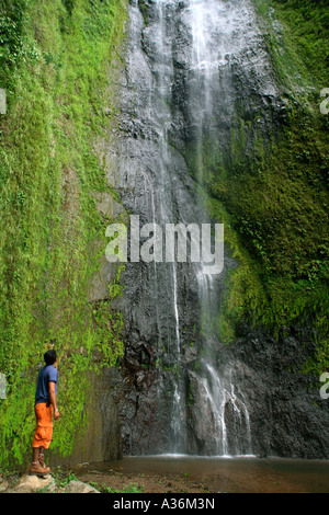 Nicaragua. Isola di Ometepe, lago di Nicaragua. San Ramon cascata. Montare Maderas Foto Stock