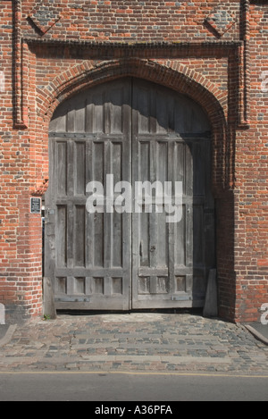 Portale ad arco il Roper cancello in Canterbury Kent Foto Stock