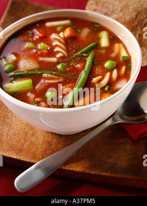 Sostanziosa zuppa di verdure Foto Stock