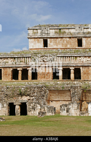 Il Grande Palazzo di Sayil rovine Maya Yucatan Messico Foto Stock