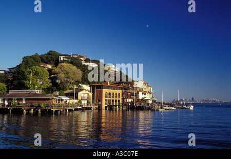 California Belvedere Isola corinzio case vista verso San Francisco Foto Stock