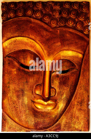 Budda buddah mostra golden face close up dettaglio religione divinità di Dio sacerdote profeta face icona beata santa chiesa tempio foto Foto Stock