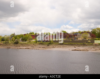 Vista di Calais Maine attraverso St Croix River da St Stephen New Brunswick Canada Foto Stock