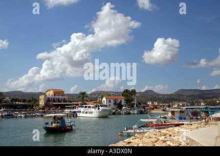 LAKKI PORTO. A nord-ovest di Cipro. L'Europa. Foto Stock