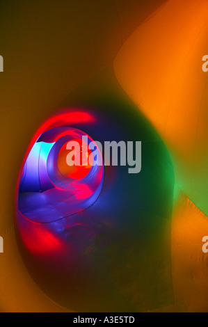 Forme astratte in rosso, blu, arancione e verde Foto Stock