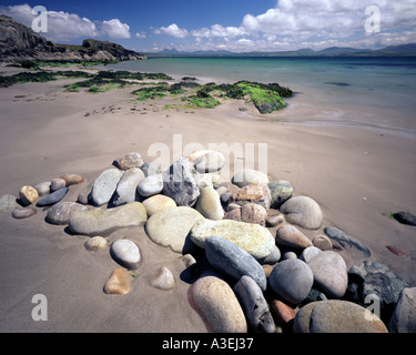 Gb - Ebridi Interne: porta divieto di islay con pappe del Giura in background Foto Stock