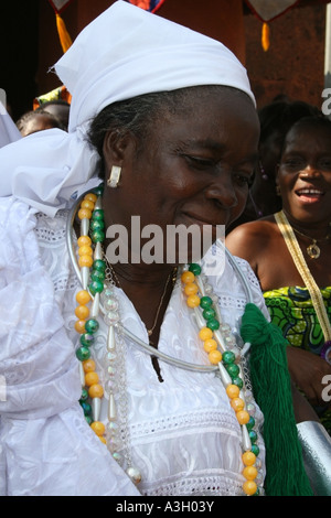 Capo delle celebrazioni di famiglia , Abomey , Benin , Africa occidentale Foto Stock