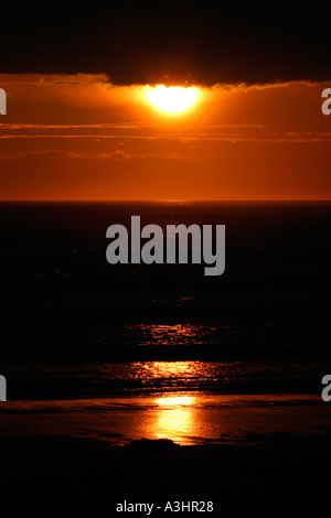 Tramonto sulla baia di Machir Islay Foto Stock