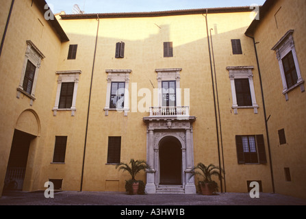 Palazzo Ducale Duca della Rovere Piazza del Popolo Pesaro Marche Italia Foto Stock