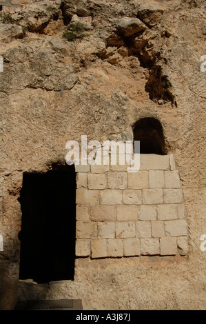 La Tomba del Giardino tagliata da roccia o il Calvario di Gordon considerato da alcuni cristiani come il luogo di sepoltura e resurrezione di Gesù. Gerusalemme Est Israele Foto Stock