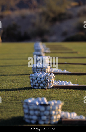 Palline da golf driving range Foto Stock