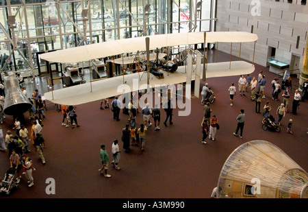 Museo Smithsonian Air e lo spazio con il Wright Flier in Washington D C Foto Stock