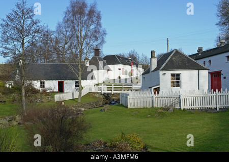 Edradour Scottish Single Malt Whisky Distillery vicino Pitlochry Scozia Scotland Foto Stock