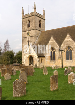 Oxfordshire Bladon vicino a Woodstock St Martins Chiesa ultimo luogo di riposo di Sir Winston Churchill Foto Stock