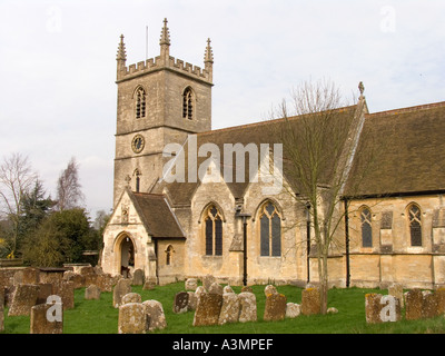 Oxfordshire Bladon vicino a Woodstock St Martins Chiesa ultimo luogo di riposo di Sir Winston Churchill Foto Stock