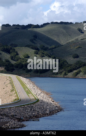 Bradbury Diga lago Cachuma Foto Stock