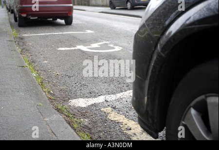 Parcheggio Disabili bay, interna della città di Birmingham. Foto Stock