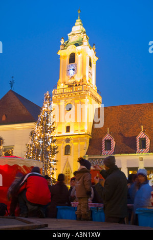 Il mercatino di Natale a Bratislava la capitale della Slovacchia Foto Stock