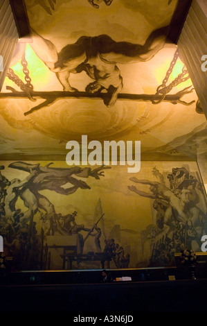 Vista di pitture murali al Rockefeller Center building lobby al piano terra in New York City USA Ottobre 2005 Foto Stock