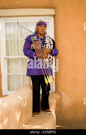 Native American cantastorie dalla cultura dei Pueblo Foto Stock