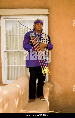 Native American cantastorie dalla cultura dei Pueblo Foto Stock