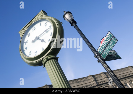 Vecchio orologio sullo Strand nel quartiere storico di Galveston Texas Foto Stock