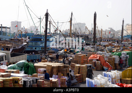 Occupato di attività del porto di Dubai Creek Foto Stock