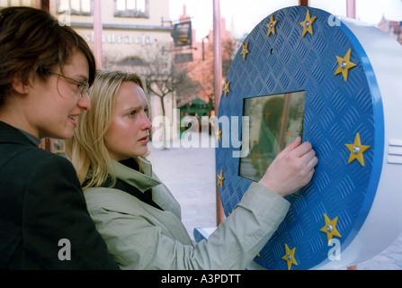 Campagna promozionale prima del referendum sull'ampliamento a est dell'UE, Polonia Foto Stock