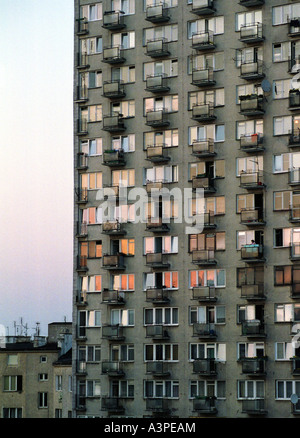 Un blocco di appartamenti a Varsavia, Polonia Foto Stock