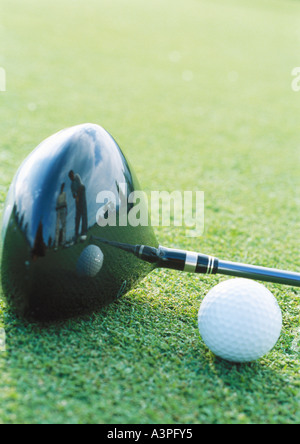 La pallina da golf e club, close-up Foto Stock